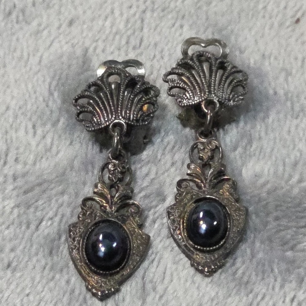 Vintage‎ Silver And Black Onyx Dangle Clip On Earrings Handmade In Holland